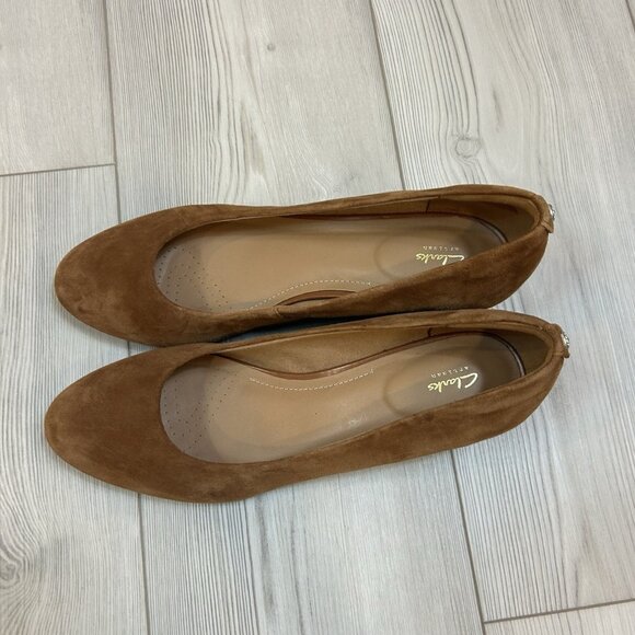 Clarks Vendra Bloom Brown Suede Wedge Heels Women's 10 Career Office Academia - Picture 2 of 8
